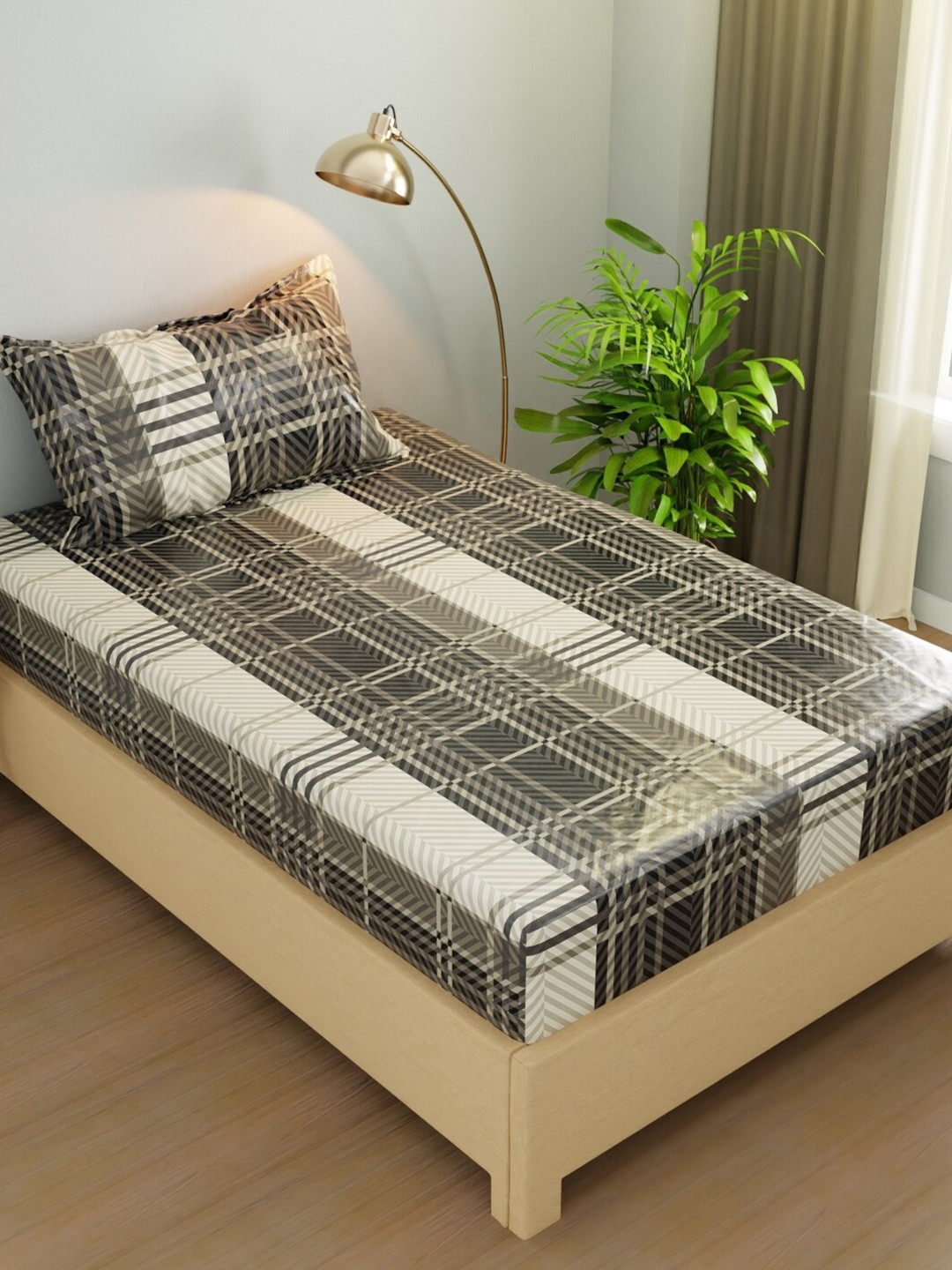 

BIANCA RIVERA White Black Geometric Microfiber 200 TC Single Bedsheet With 1 Pillow Covers