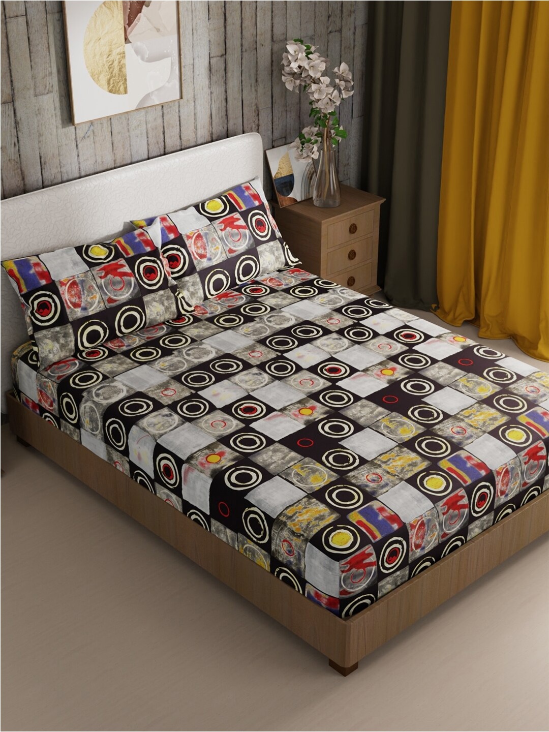 

BIANCA Mikasa Black Red Geometric Microfiber 200 TC King Bedsheet with 2 Pillow Covers