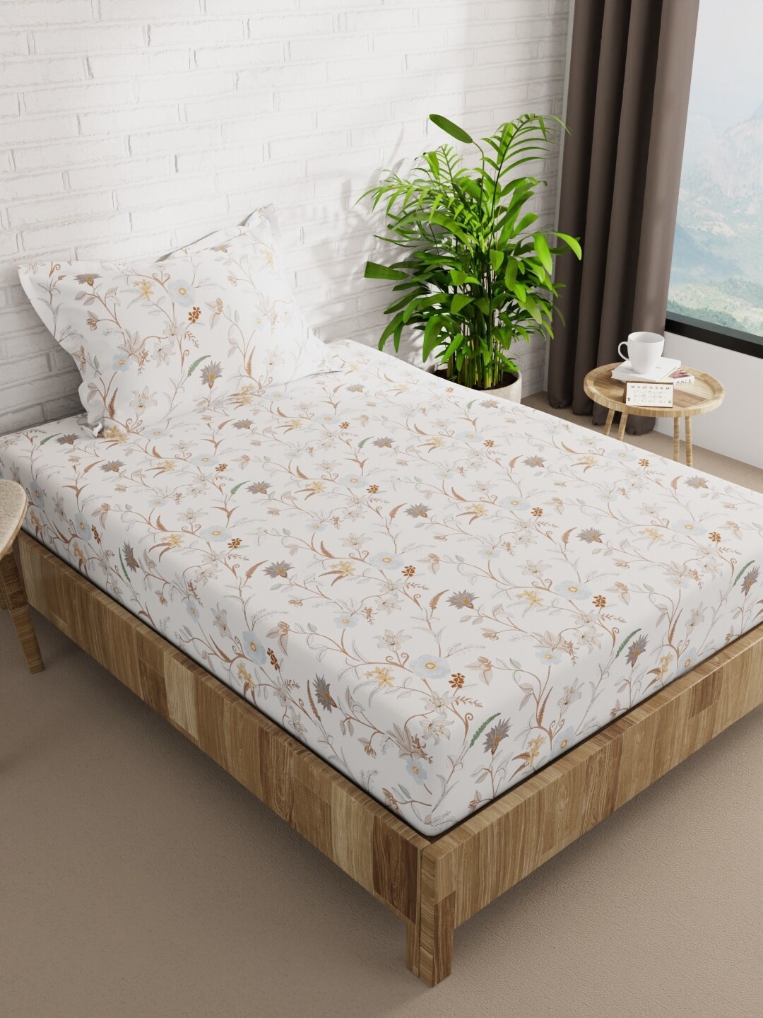 

BIANCA SNUZ White & Beige Floral 152 TC Single Bedsheet with a Pillow Cover