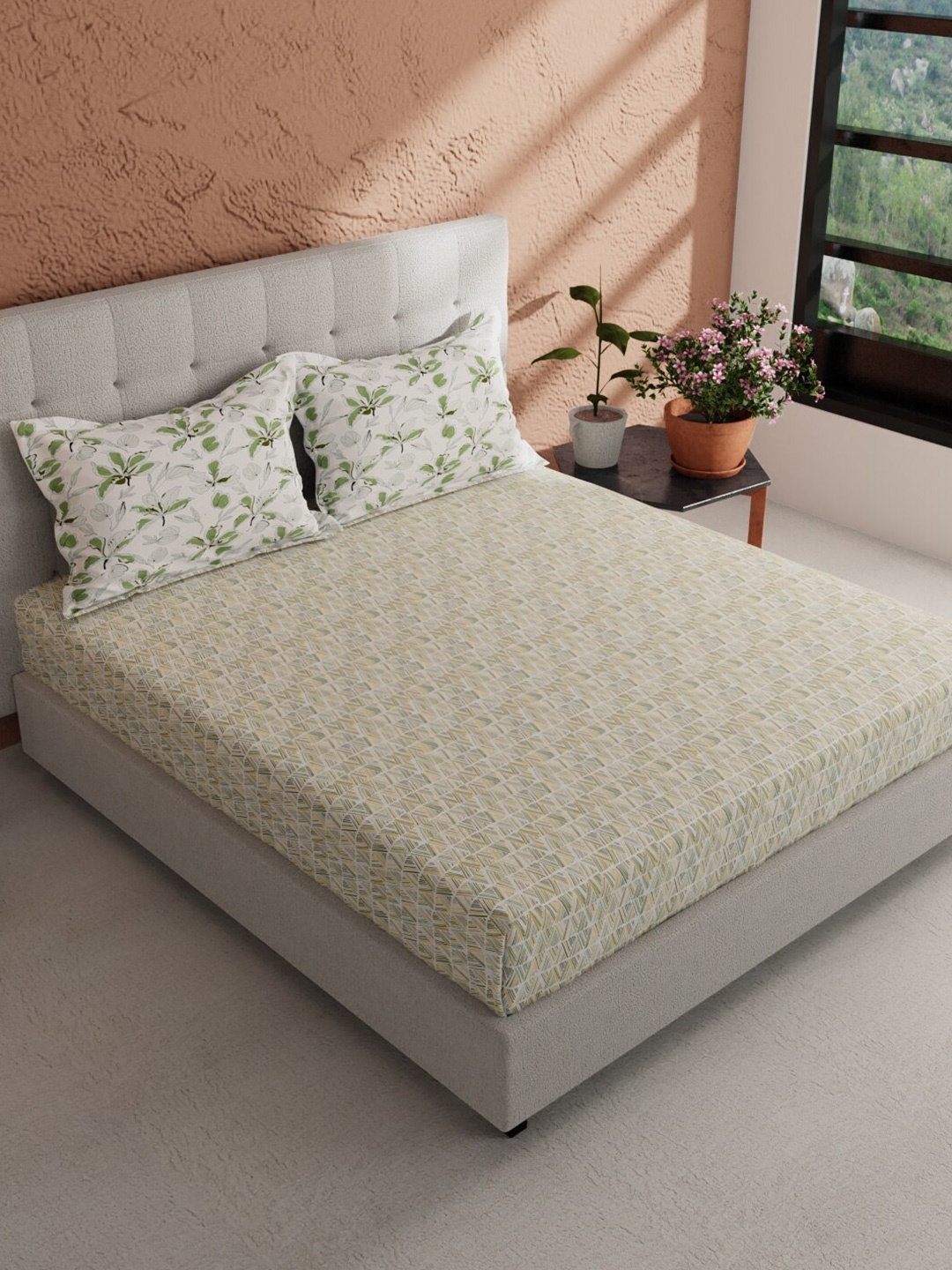

BIANCA Giodeno Green Geometric Cotton144 TC 120 GSM King Bedsheet & 2 Pillow Covers