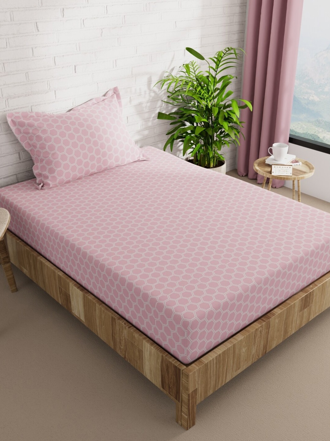 

BIANCA Pink Geometric 152 TC Single Bedsheet with 1 Pillow Covers 110 GSM