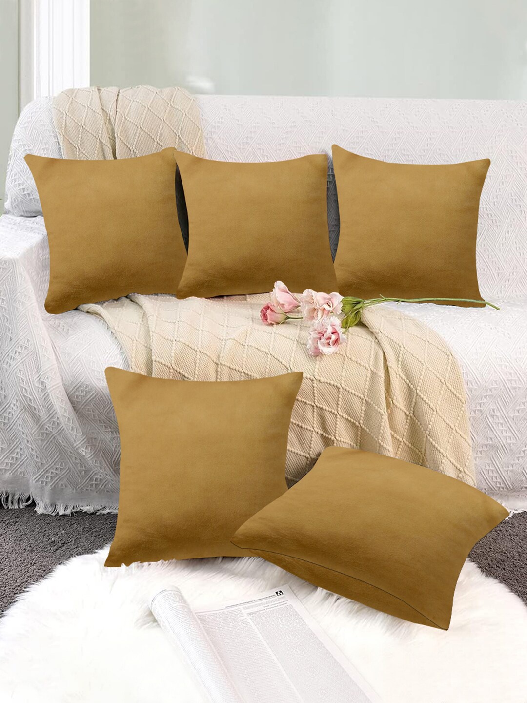 

Cloth Fusion Tan 5 Pieces Velvet Square Cushion Covers