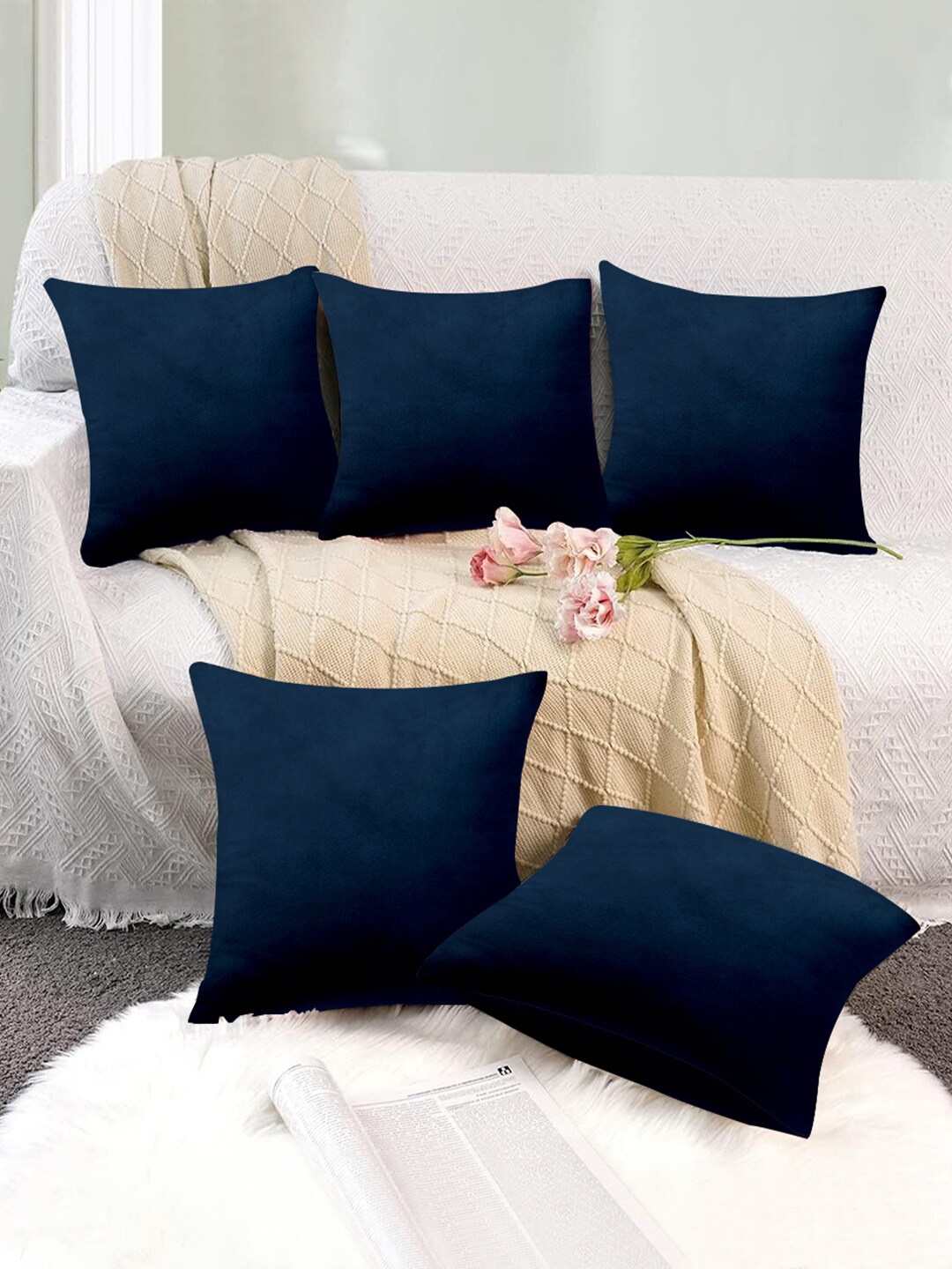 

Cloth Fusion Blue 5 Pieces Velvet Square Cushion Covers