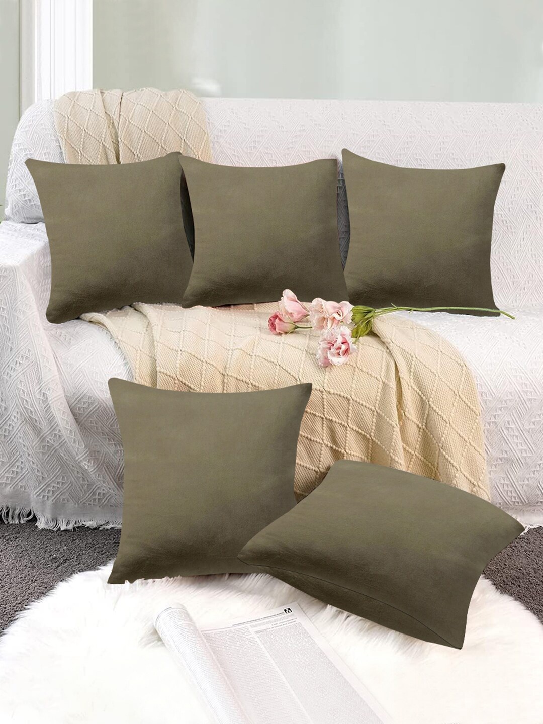 

Cloth Fusion Brown 5 Pieces Velvet Square Cushion Covers