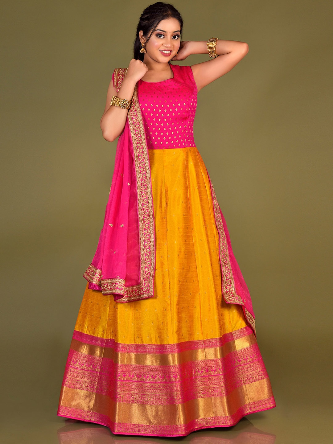 

ODETTE Colourblocked Fit & Flare Banarasi Silk Ethnic Dress With Dupatta, Gold