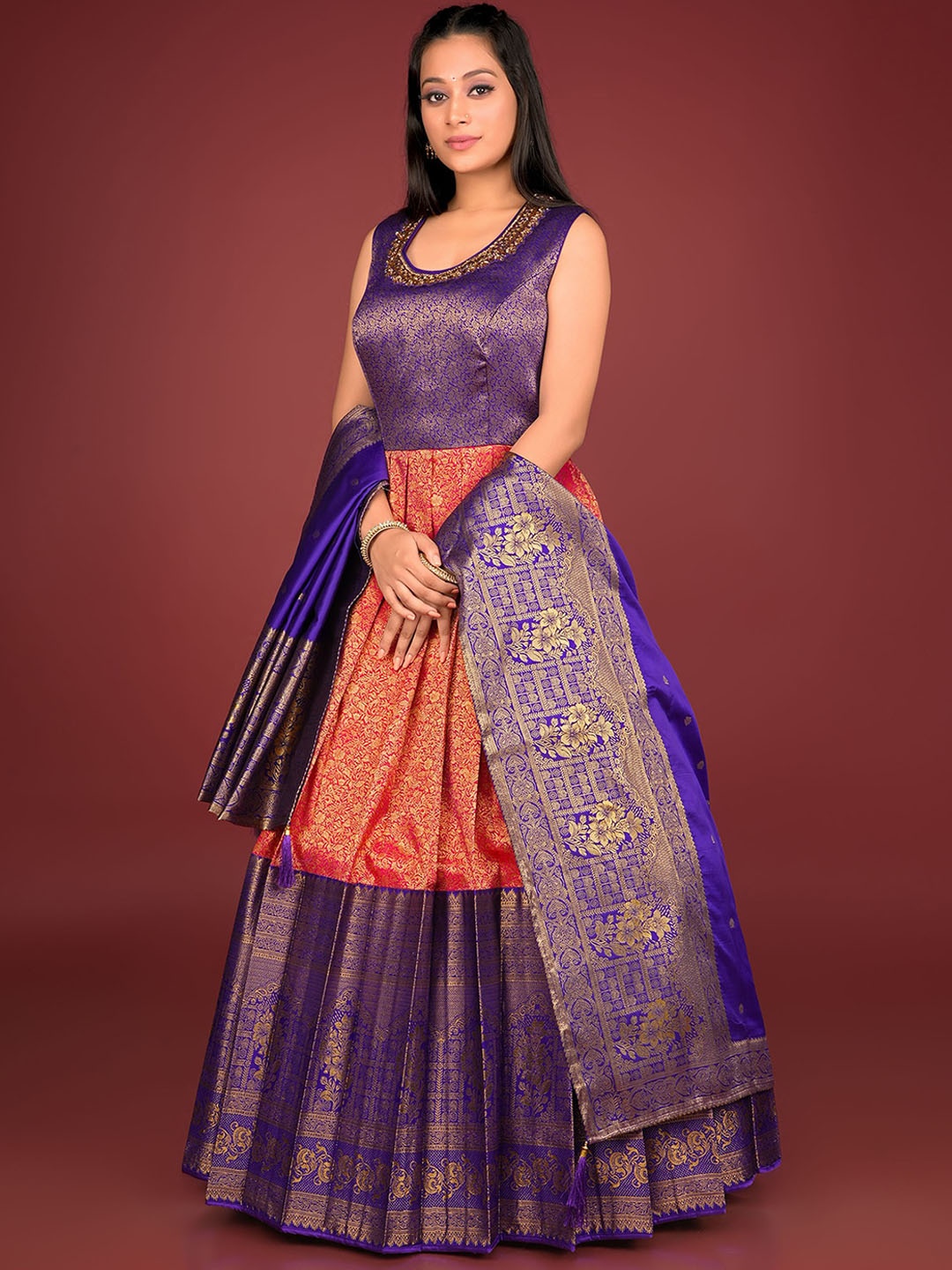 

ODETTE Colourblocked Sleeveless Banarasi Silk Ethnic Dress With Dupatta, Magenta