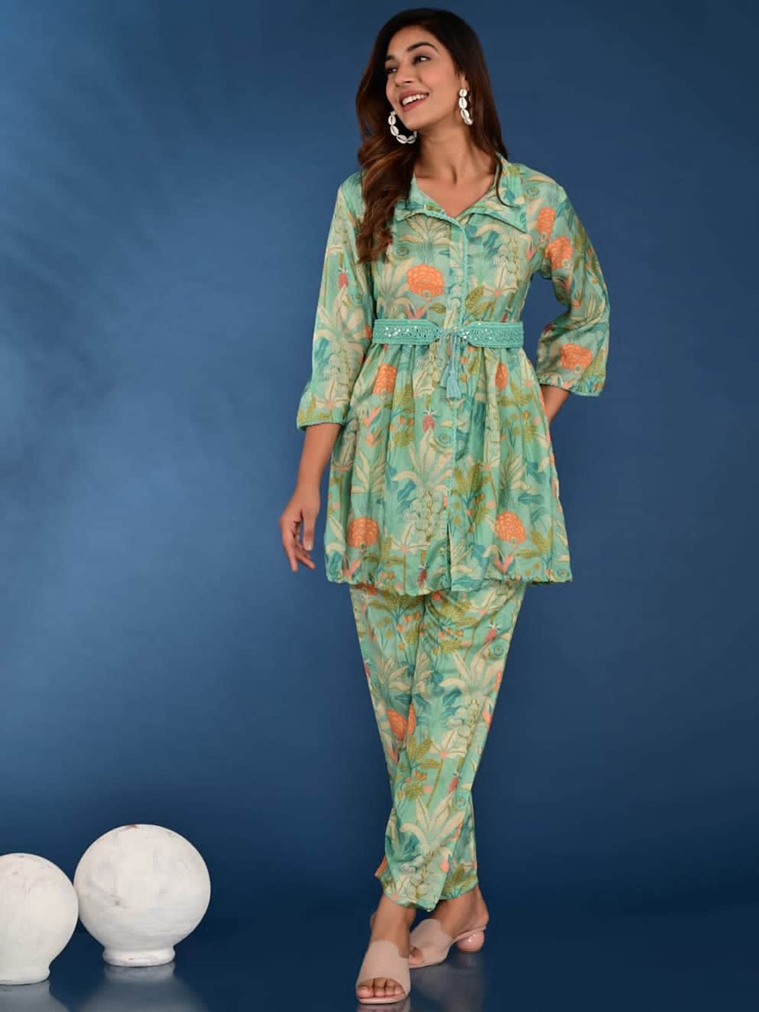 

Advya Floral Printed Shirt Collar Pastels Tunic With Trousers With Belt, Green