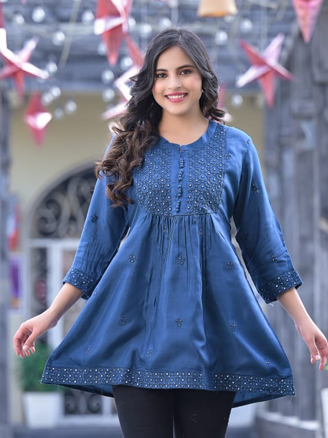 

Advya Embroidered Cotton Tunic, Blue