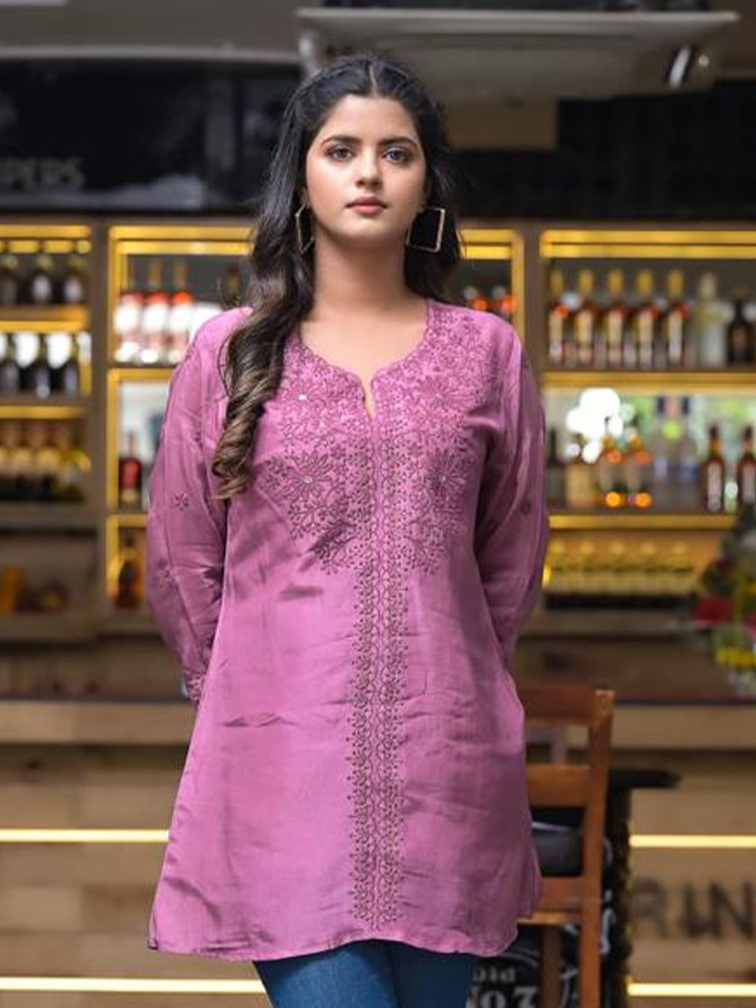 

Advya Ethnic Motif Embroidered Sequinned Cotton Straight Kurti, Pink