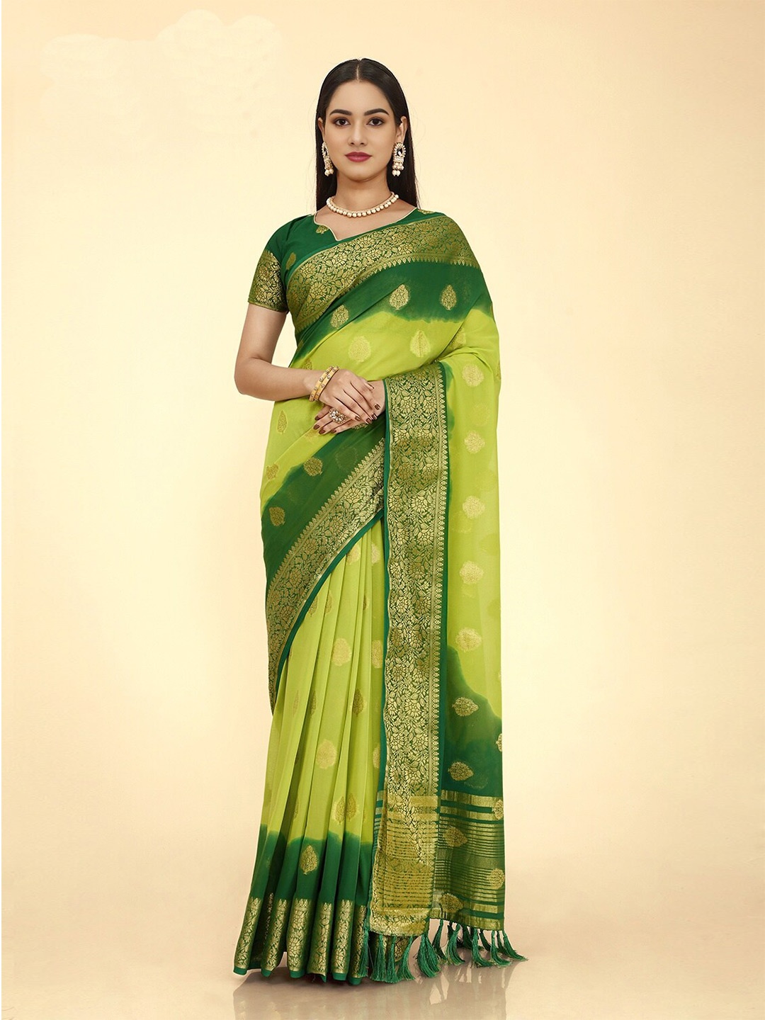 

DIVASTRI Ethnic Motifs Woven Design Zari Pure Georgette Banarasi Saree, Green