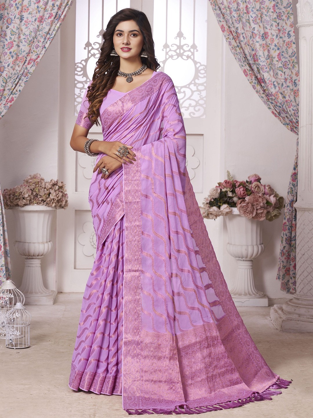 

DIVASTRI Woven Design Zari Pure Georgette Banarasi Saree, Pink