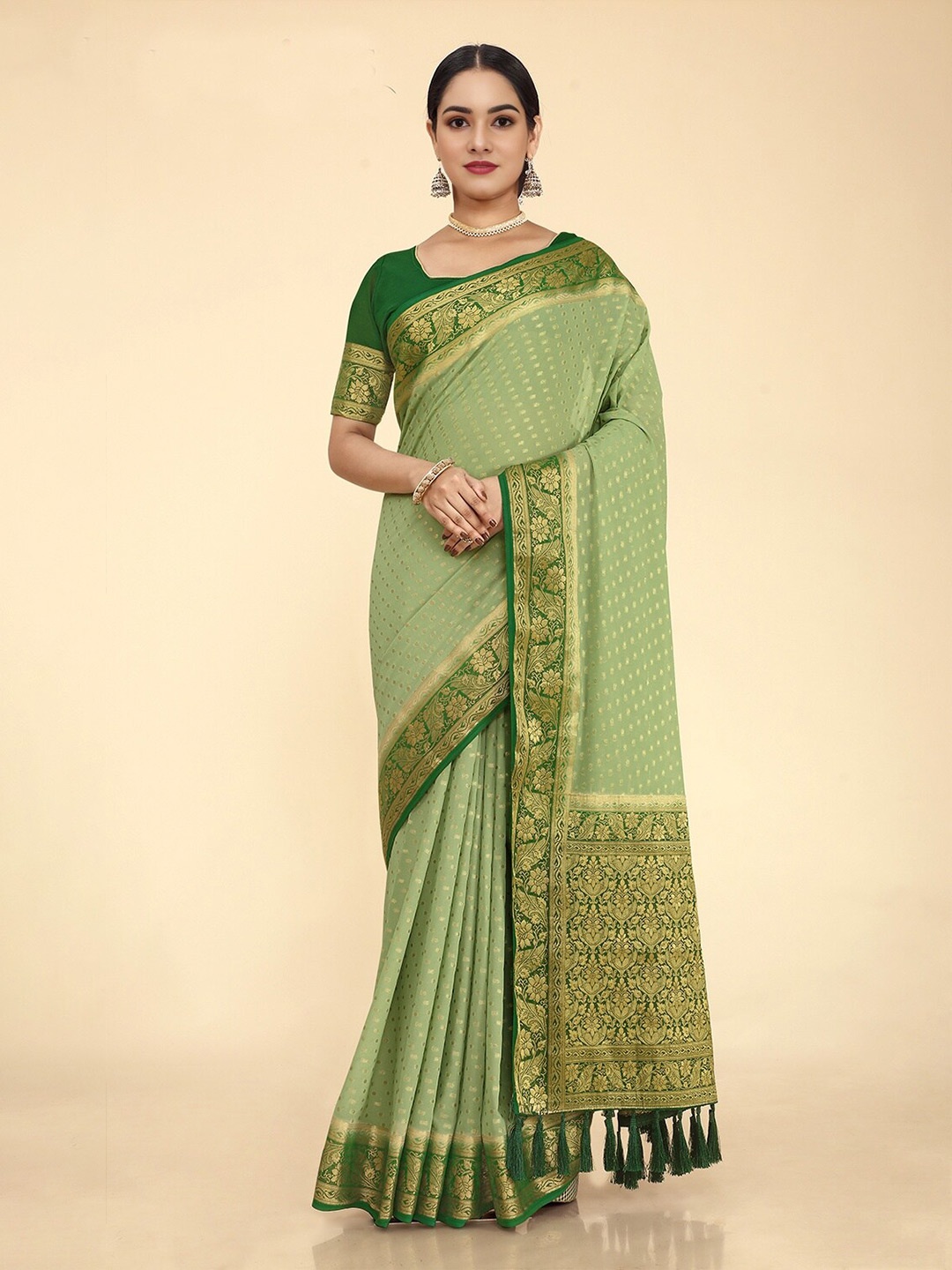 

DIVASTRI Ethnic Motifs Woven Design Zari Pure Georgette Handloom Banarasi Saree, Green