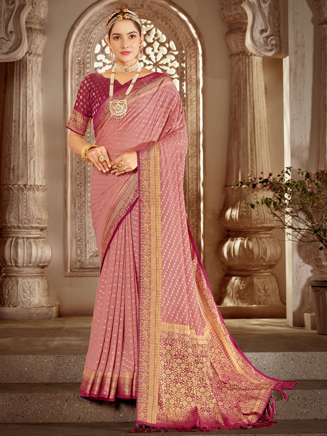 

DIVASTRI Ethnic Woven Design Zari Pure Georgette Banarasi Saree, Pink