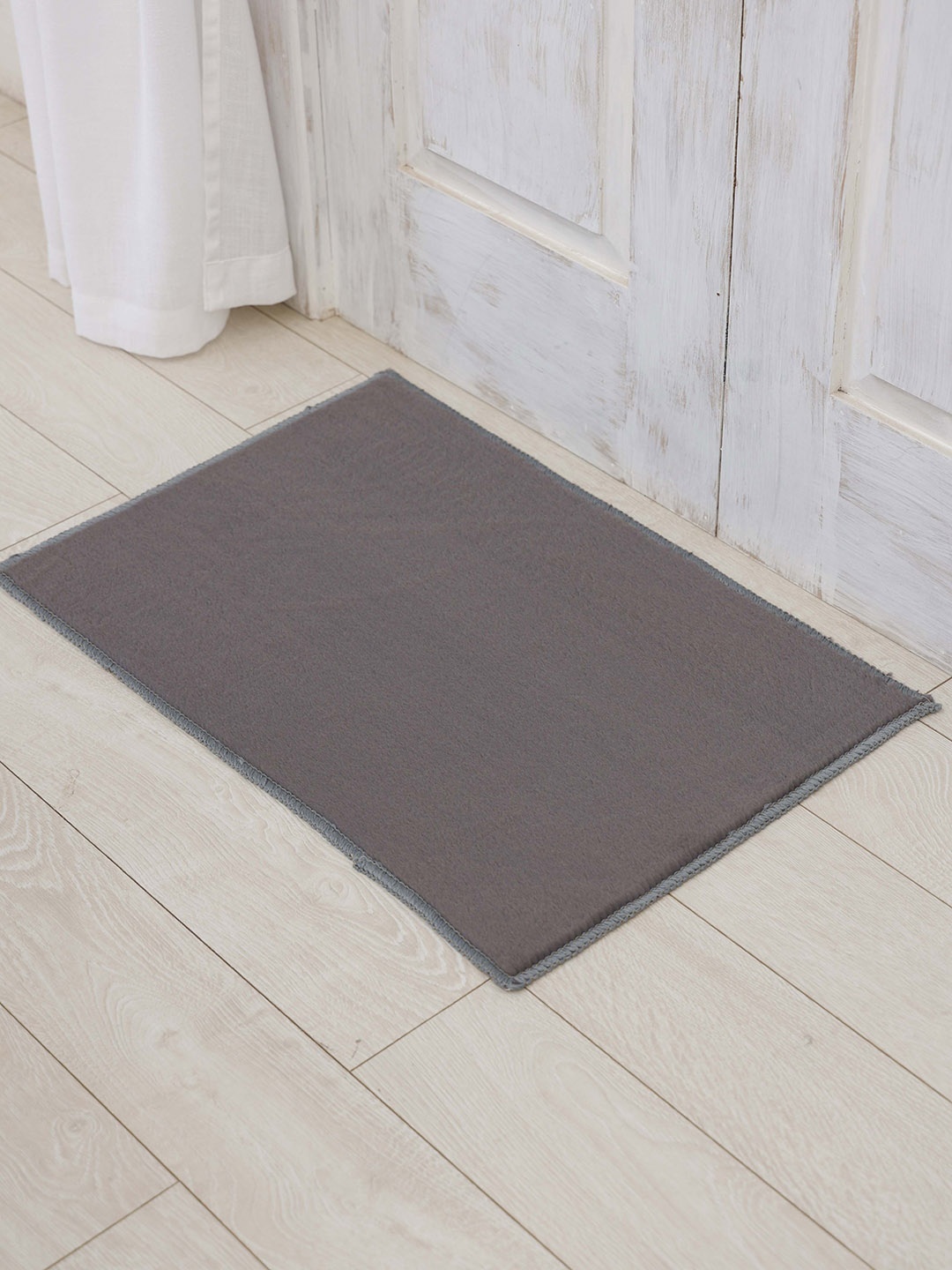 

Ariana Grey Texture 1000 GSM Microfiber Bath Rugs