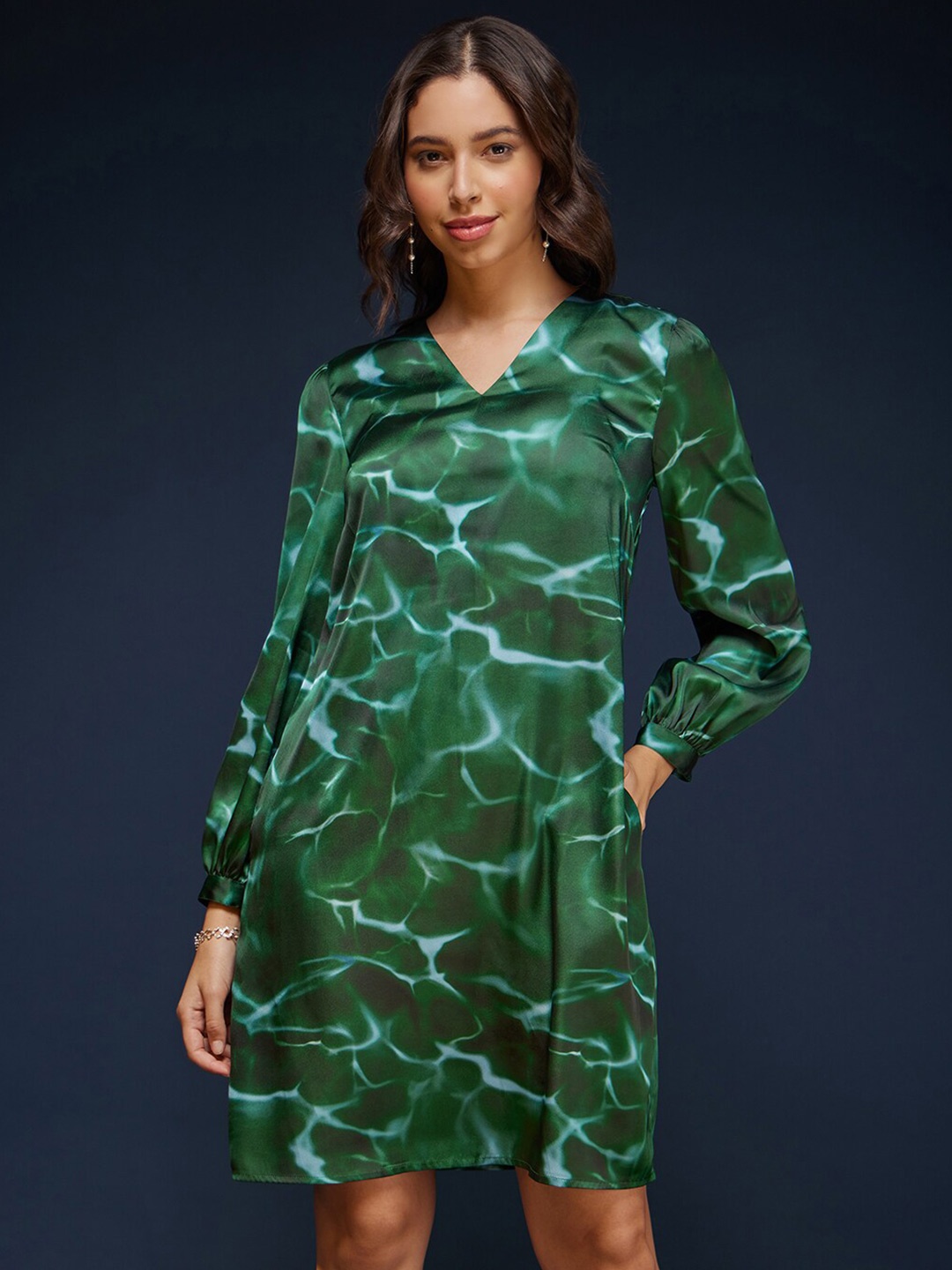 

FableStreet Green Abstract Printed V-Neck Cuffed Sleeves Satin A-Line Dress