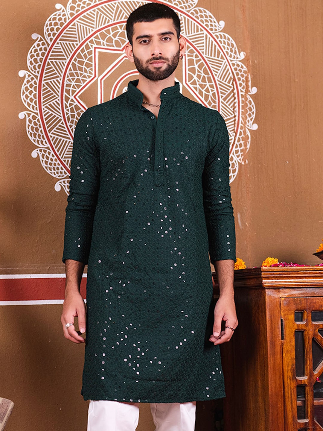 

Tistabene Embroidered Sequinned Cotton Straight Kurta, Green