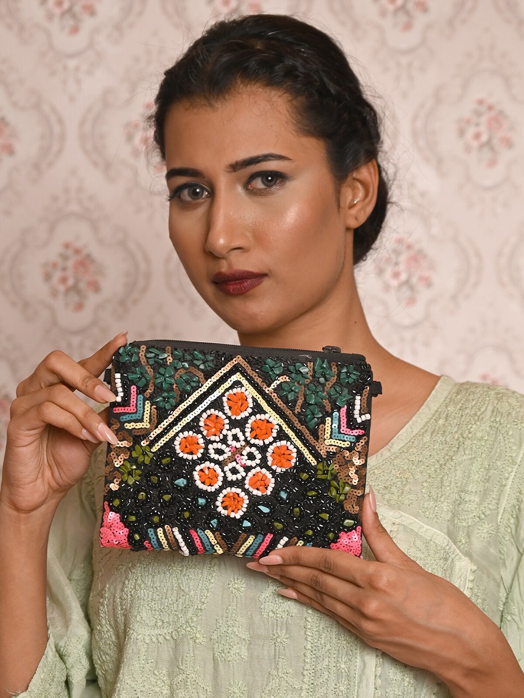 

ODETTE Embellished Party Purse With Shoulder Strap, Green