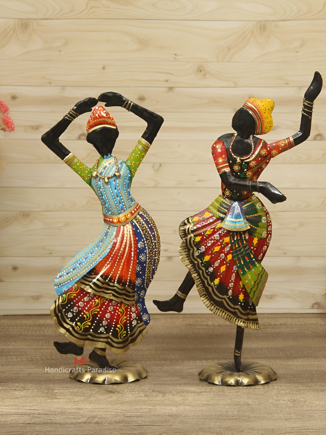 

HANDICRAFTS PARADISE Red Black 2 Pieces Bharatnatyam Dancing Couple Figurine Showpieces