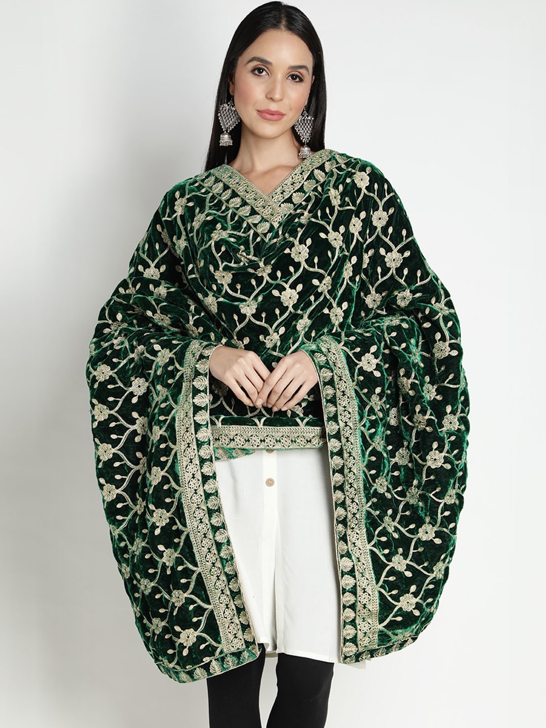 

Moda Chales Ethnic Motifs Embroidered Zari Velvet Shawl, Green