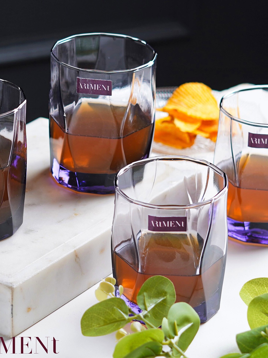 

THE ARTMENT Transparent 4 Pieces Amethyst Noir Whisky Glasses 270ML