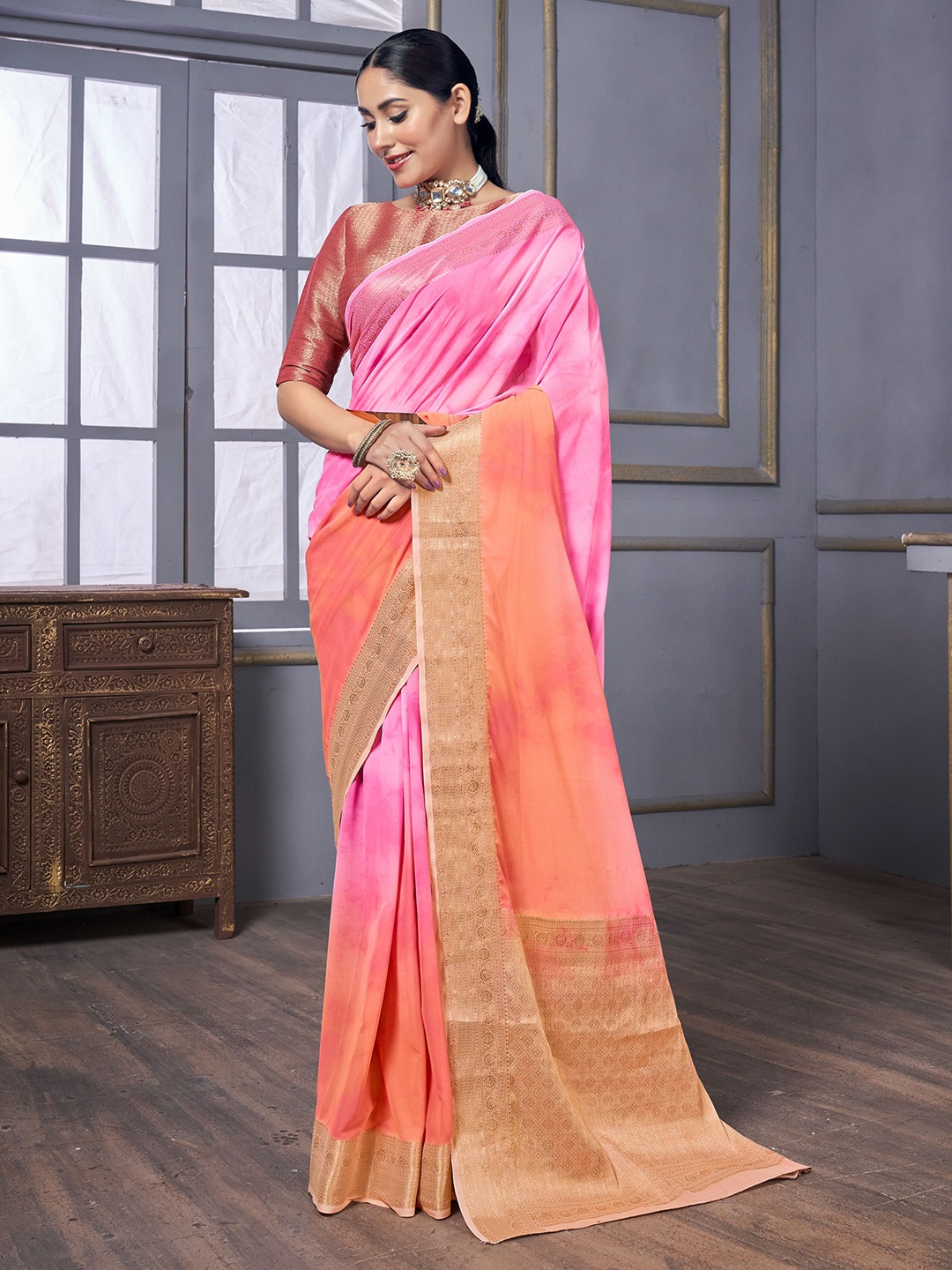 

Vardha Tie And Dye Zari Pure Georgette Saree, Pink