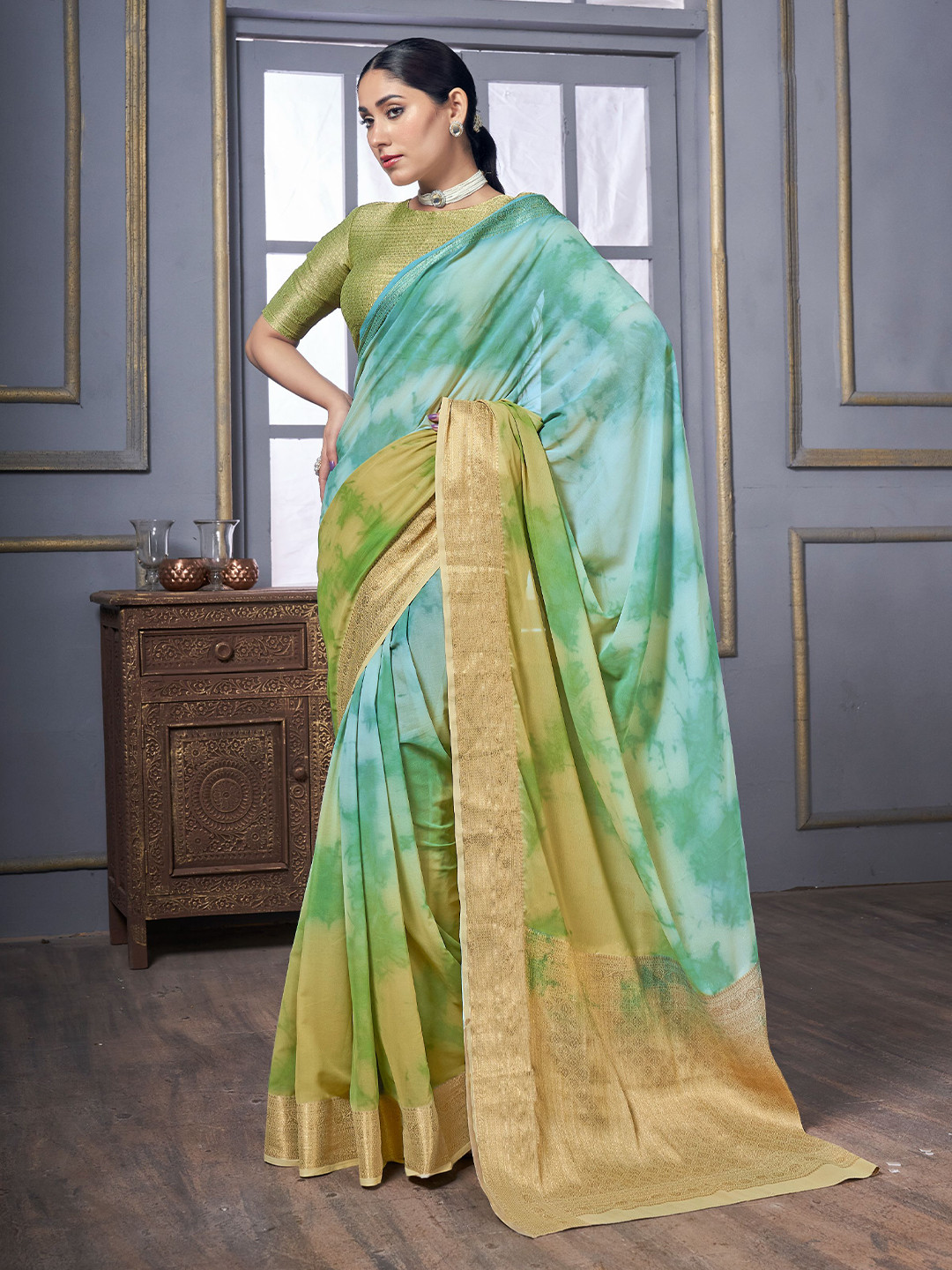 

Vardha Woven Design Pure Georgette Saree With Blouse Piece, Blue