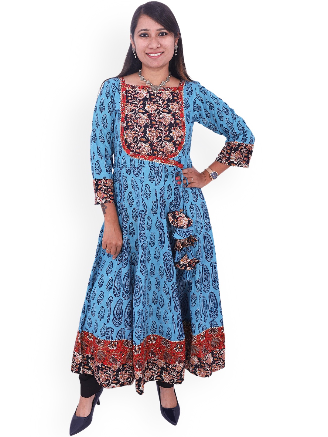 

WEAVERS SAGA Paisley Printed Gotta Patti Cotton Angrakha Kurta, Blue