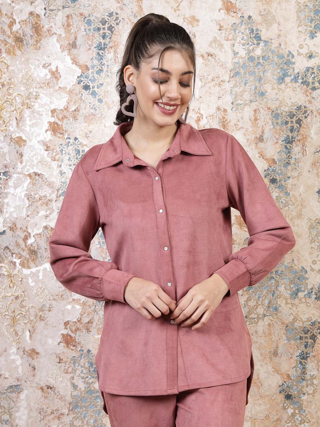 

Athena Spread Collar Longline High-Low Shirt, Pink