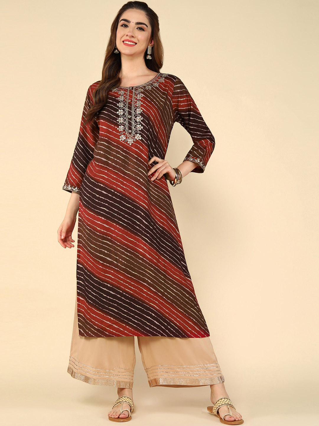 

KALINI Leheriya Printed Round Neck Thread Work Straight Cotton Kurta, Maroon
