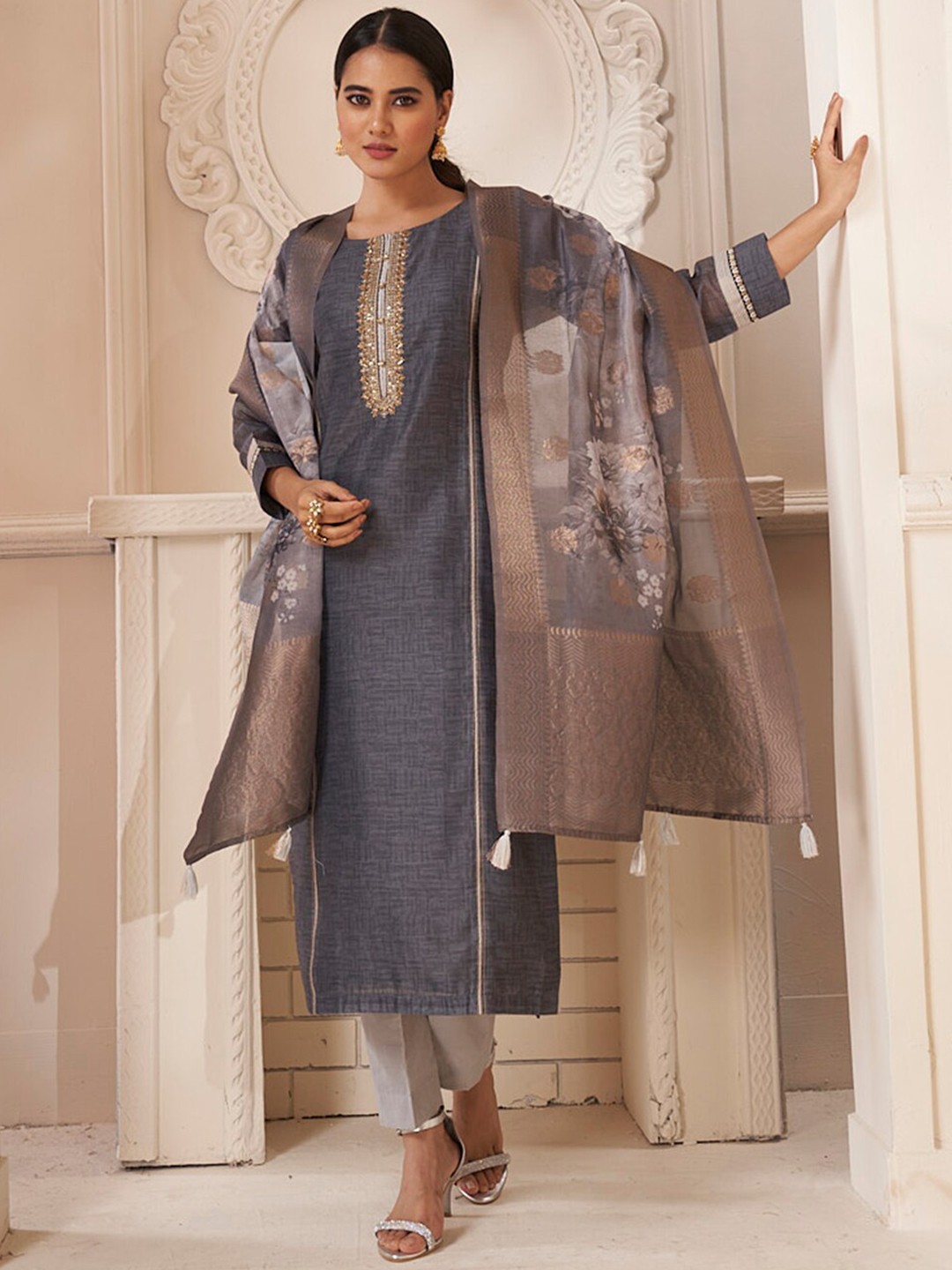 

Kalyan Silks Embroidered Kurta & Trouser With Dupatta, Grey