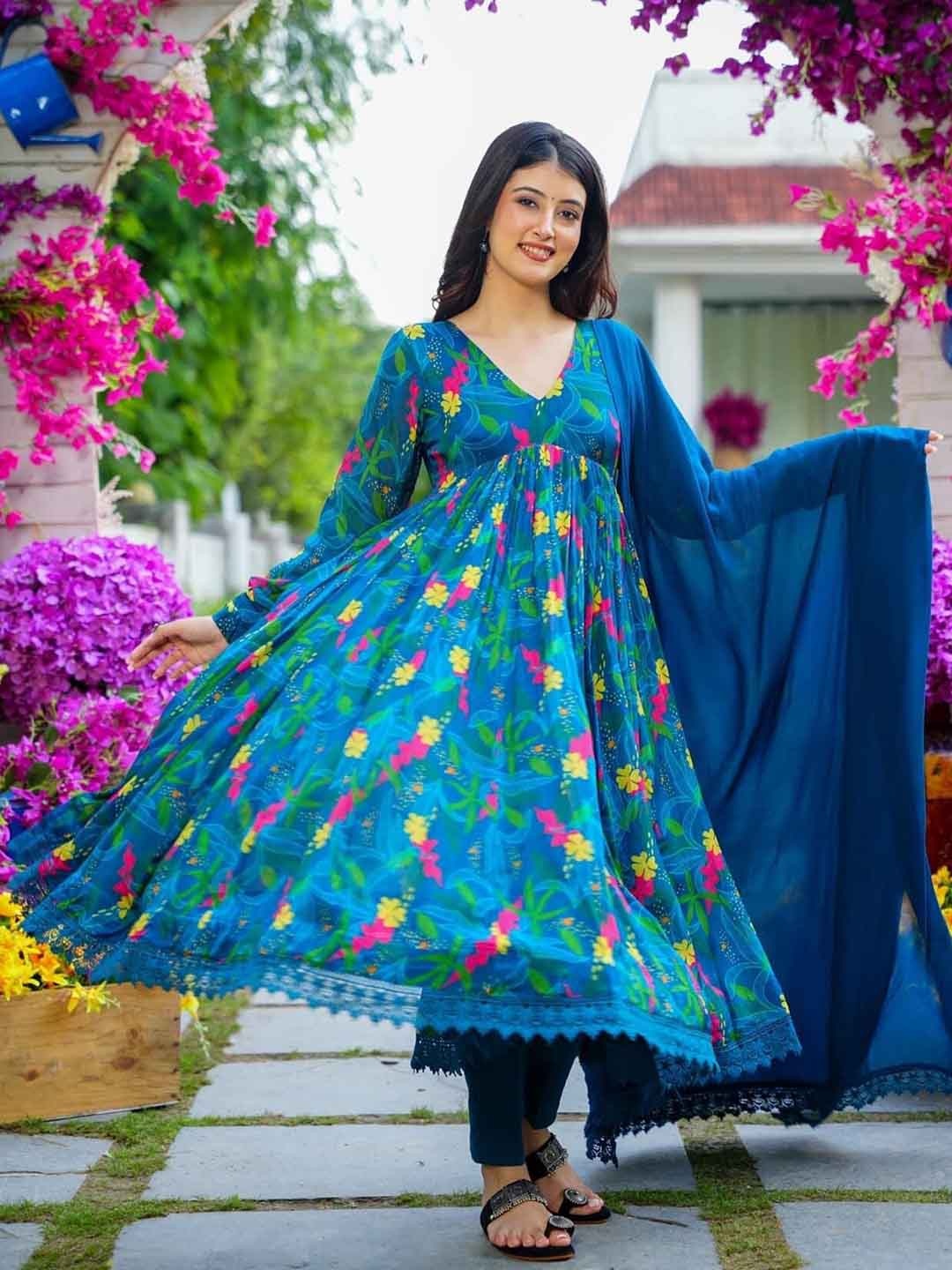 

ESTELA Floral Printed Kurta With Trousers & Dupatta, Teal