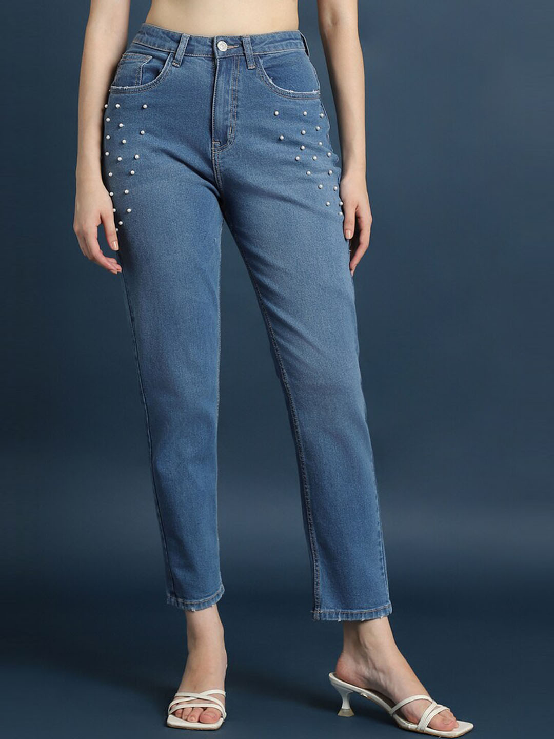 

FOREVER 21 Women Slim Fit Low Distress Stretchable Jeans, Blue