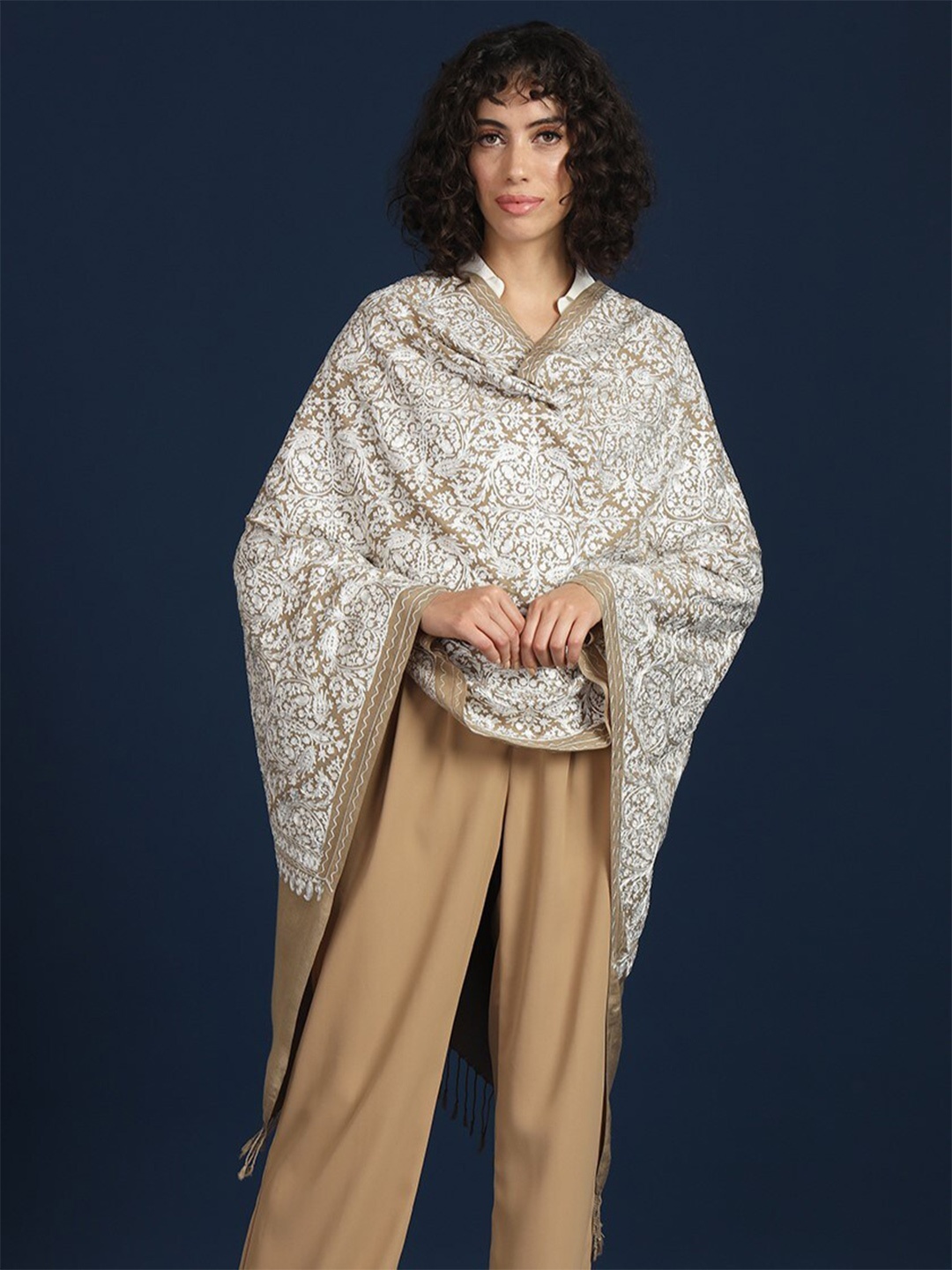 

Zamour Ethnic Motifs Embroidered Woollen Shawl, Brown