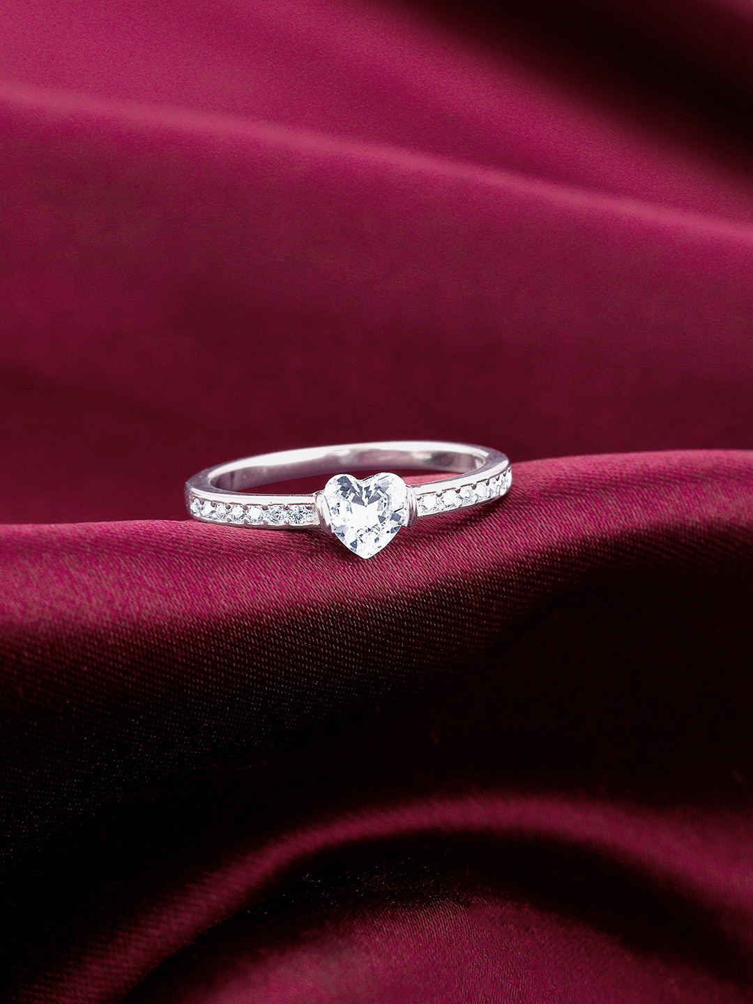 

GIVA 925 Sterling Silver Rhodium-Plated CZ Studded Finger Ring