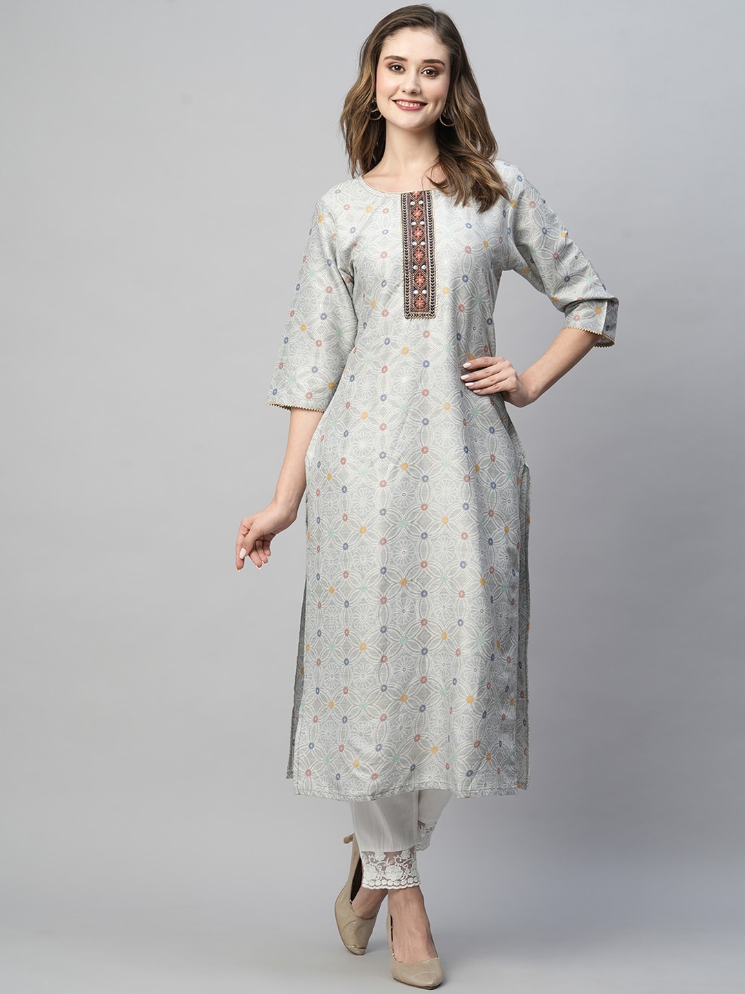 

KALINI Floral Printed Round Neck Gotta Patti Straight Kurta, Grey