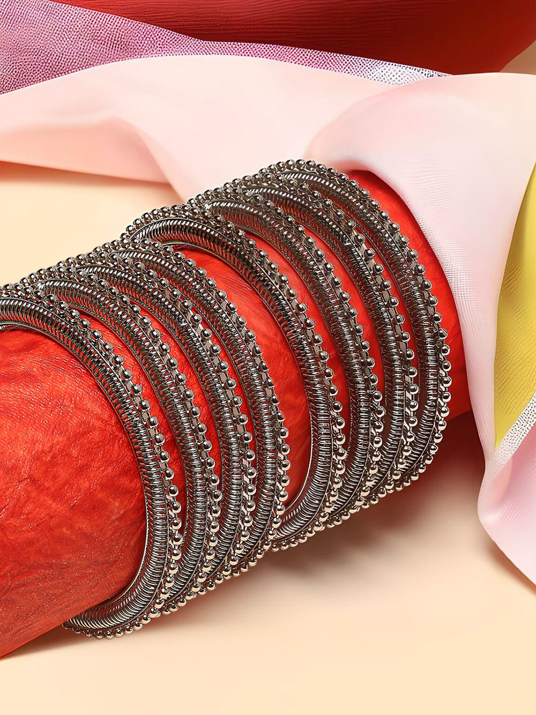 

OOMPH Set Of 8 Oxidised Silver-Plated Bangle