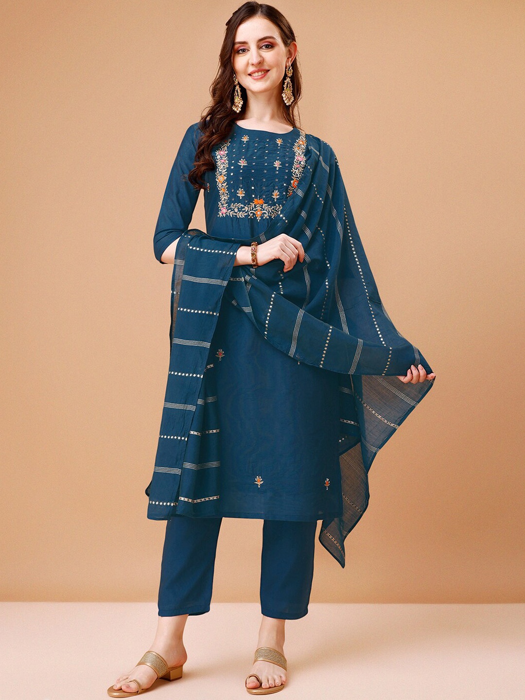 

Berrylicious Embroidered Beads and Stones Chanderi Silk Kurta & Trousers With Dupatta, Navy blue