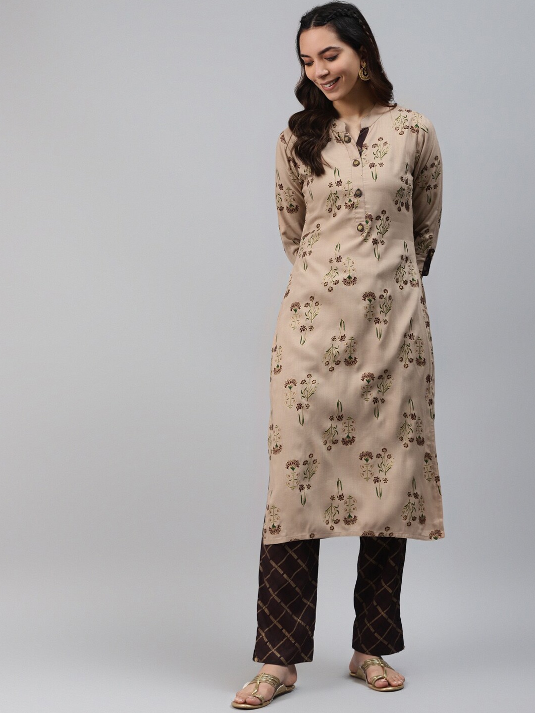 

KALINI Floral Printed Mandarin Collar Regular Kurta With Trousers, Beige