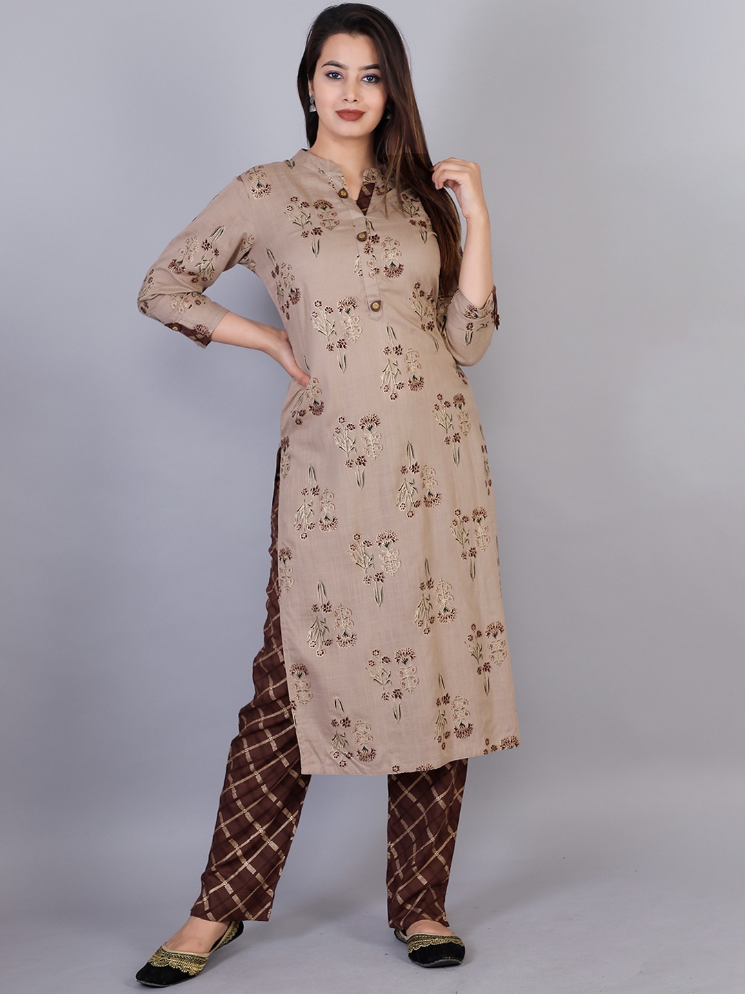 

KALINI Ethnic Motifs Printed Mandarin Collar Straight Kurta with Trousers, Beige