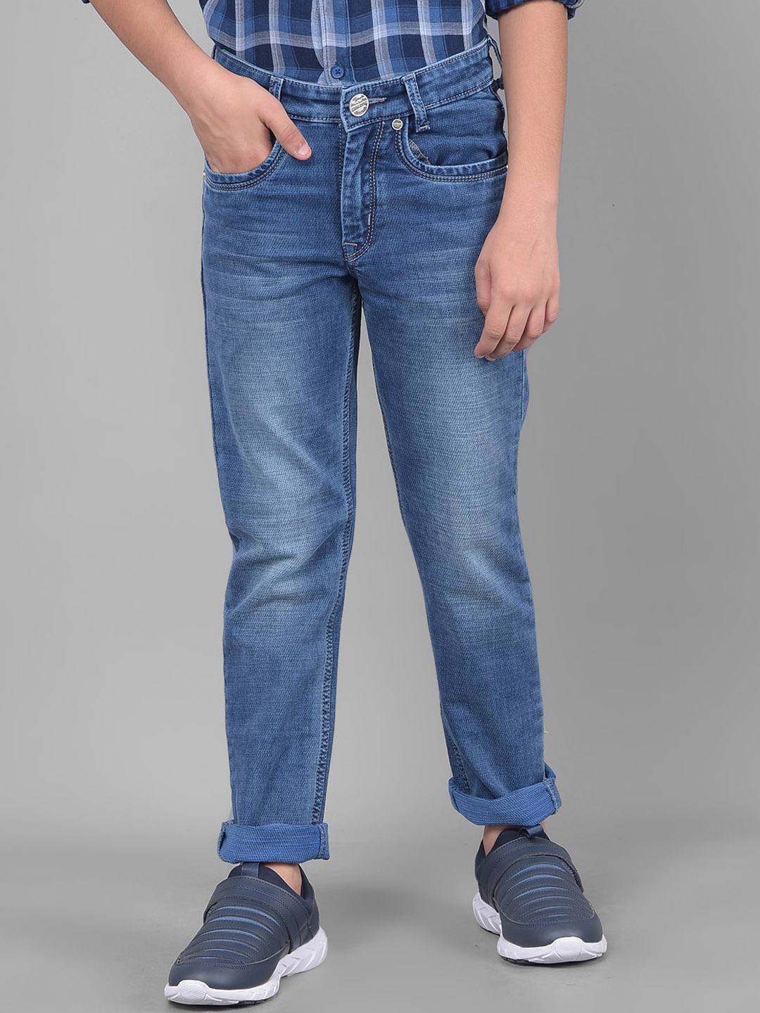 

Crimsoune Club Boys Slim Fit Mid-Rise Clean Look Light Fade Stretchable Jeans, Blue