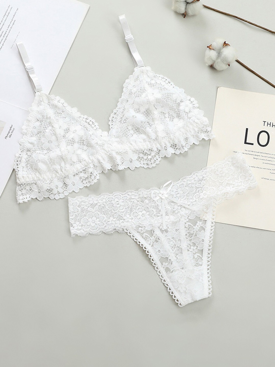 

LULU & SKY Lace Lingerie Set, White