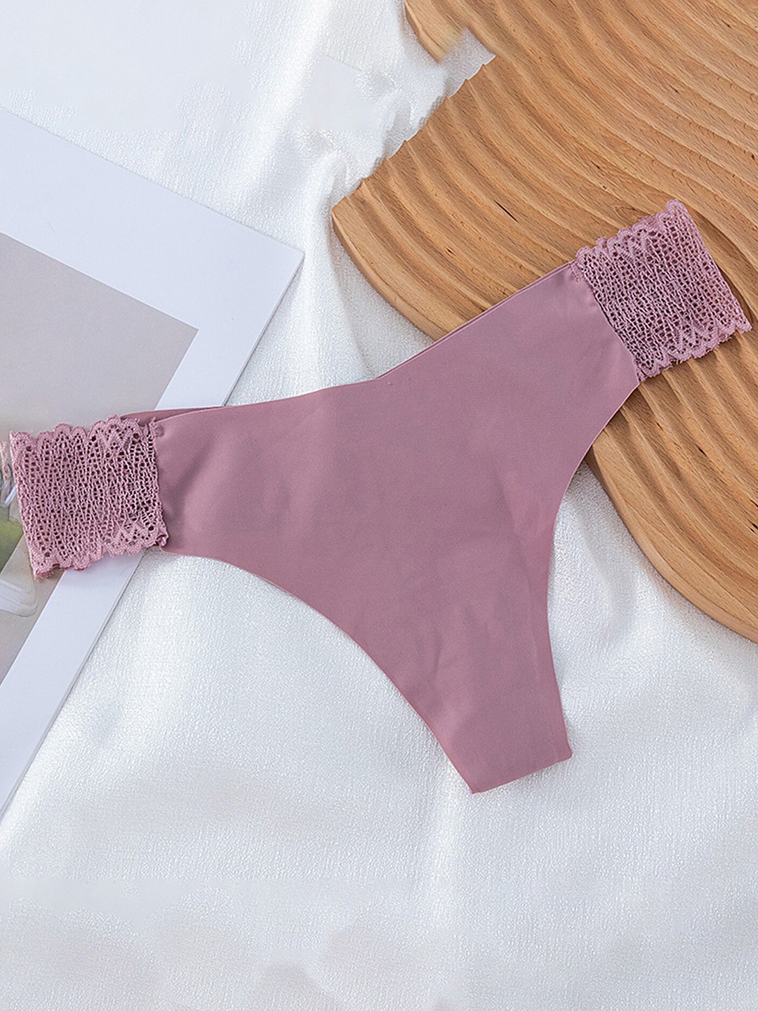 

LULU & SKY Seamless Thongs Briefs, Pink