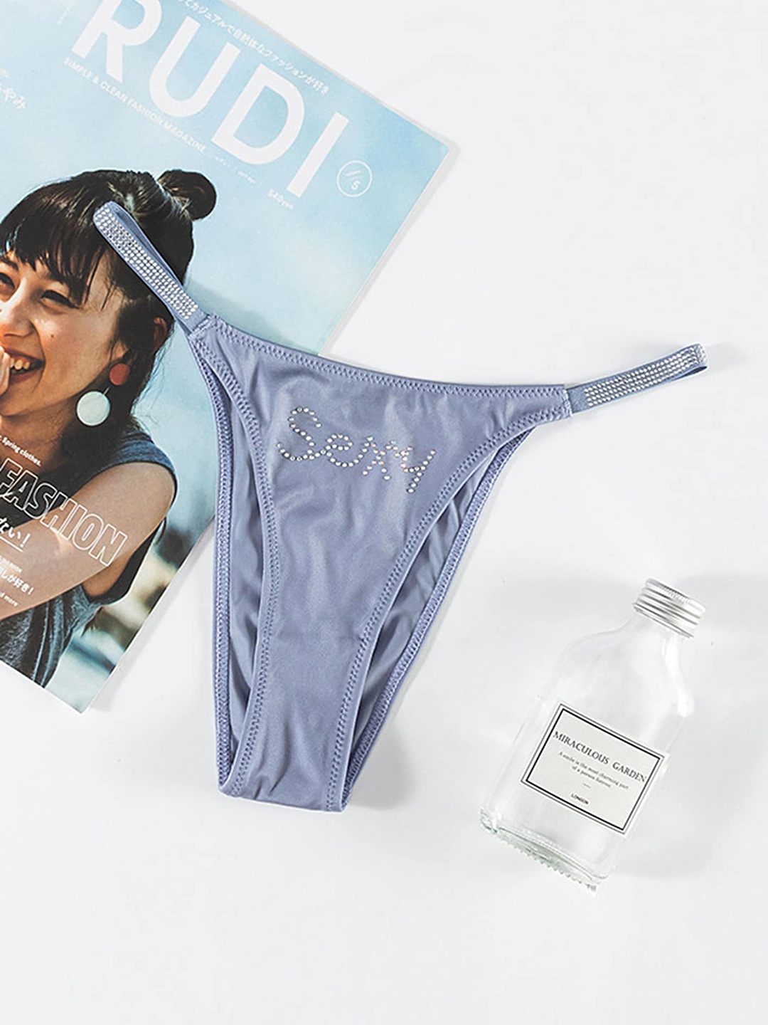 

LULU & SKY Self-Design T-Strap Thongs, Blue