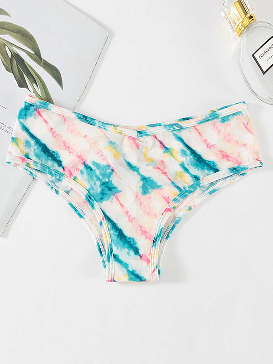 

LULU & SKY Abstract Printed Low-Rise Bikini Briefs, White