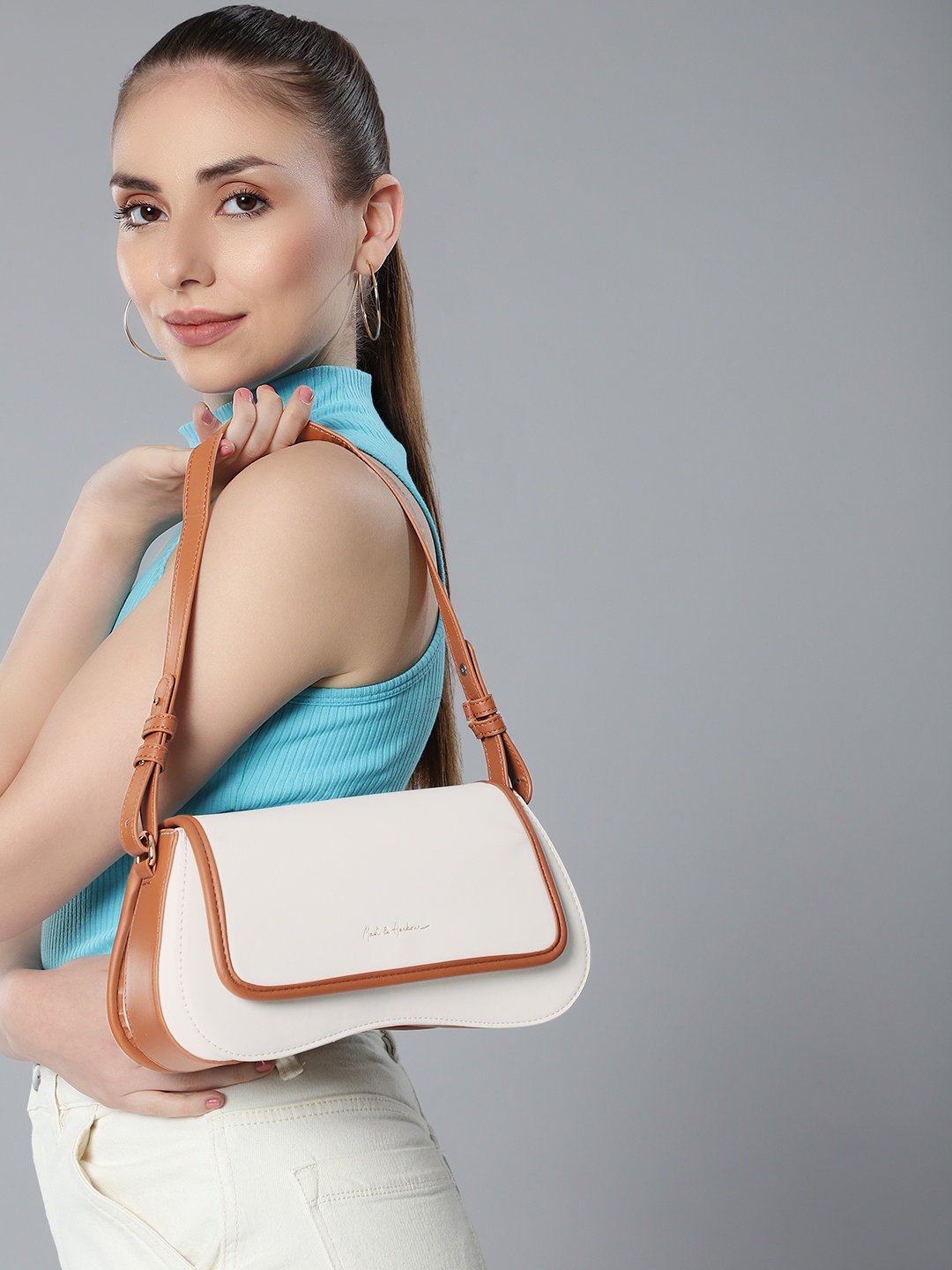

Mast & Harbour Baguette Shoulder Bag with Colour Contrast Detail, White