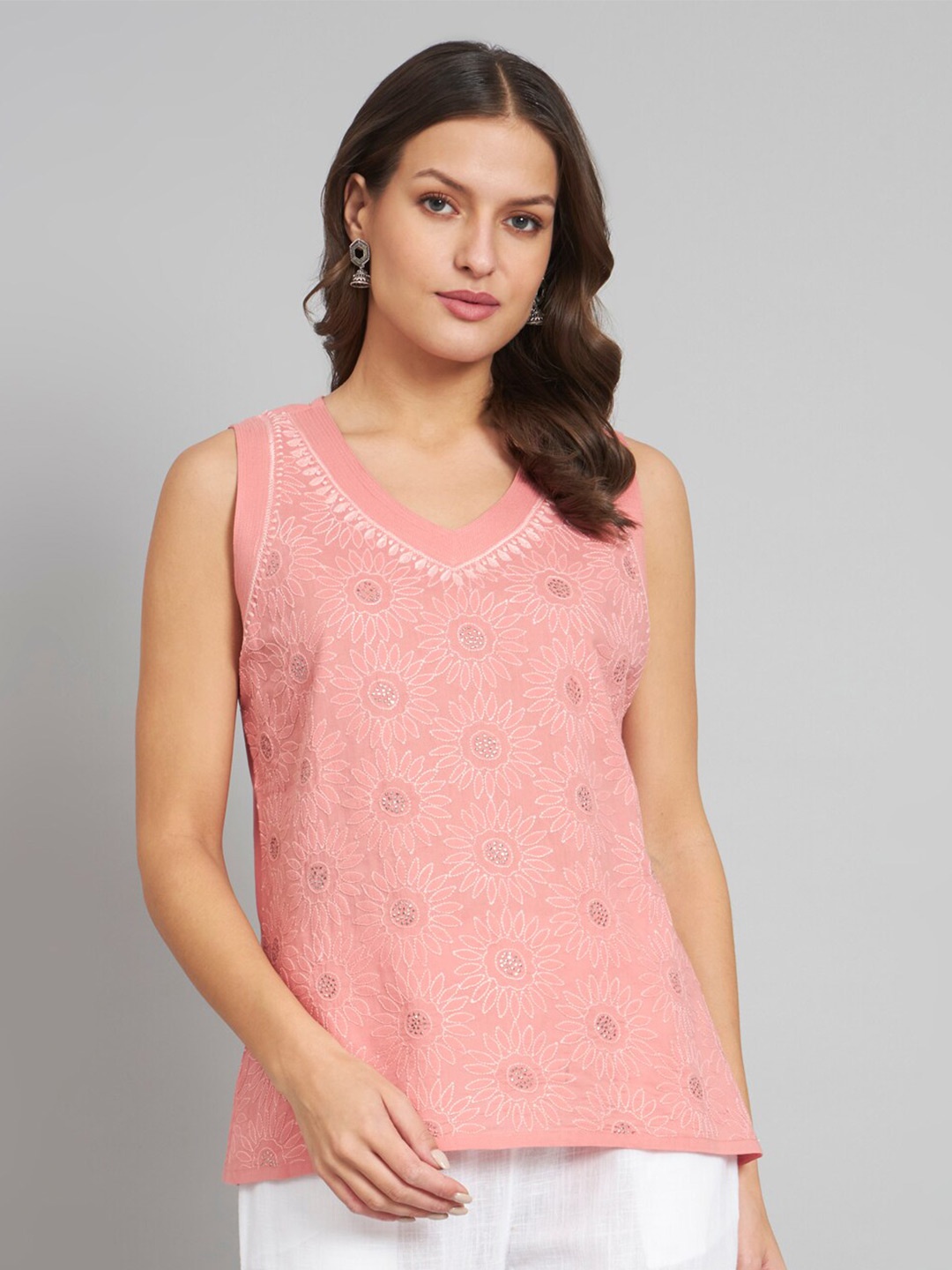 

akheri Ethnic Motifs Embroidered V-neck Chikankari Pure Cotton Top, Pink