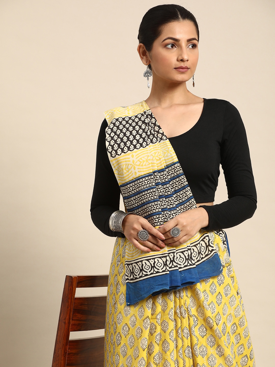 

Taavi Ethnic Motifs Pure Cotton Fusion Block Print Saree, Yellow