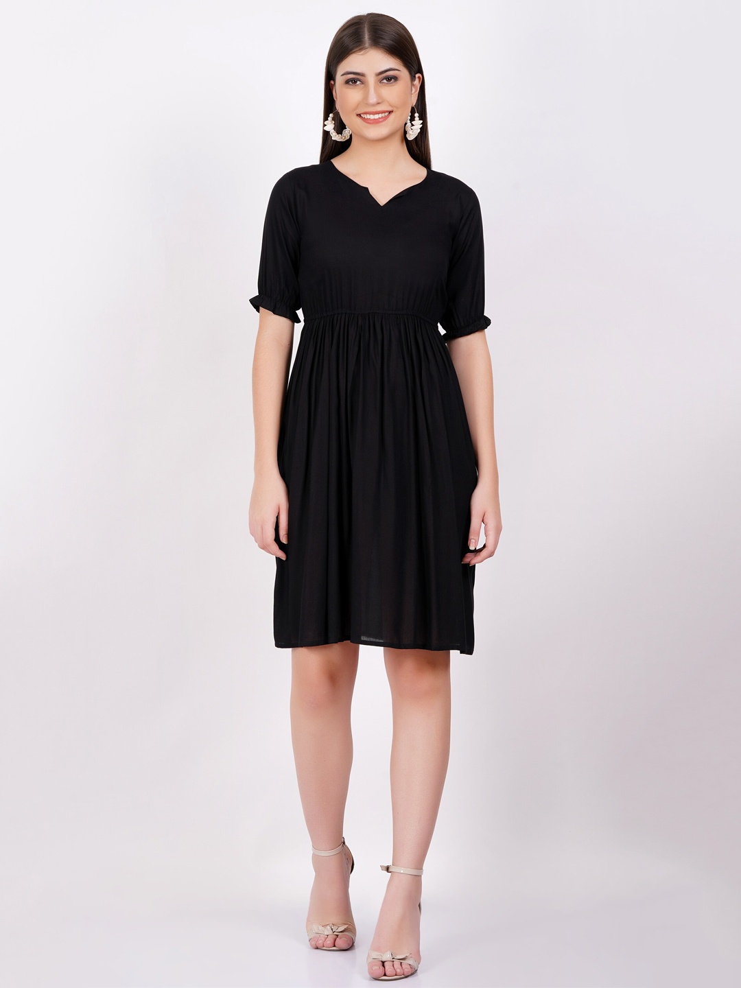 

DRESSAR V-Neck A-Line Dress, Black