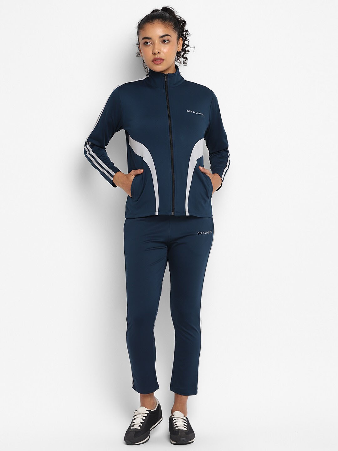 

OFF LIMITS Mock Collar Long Sleeves Tracksuit, Navy blue