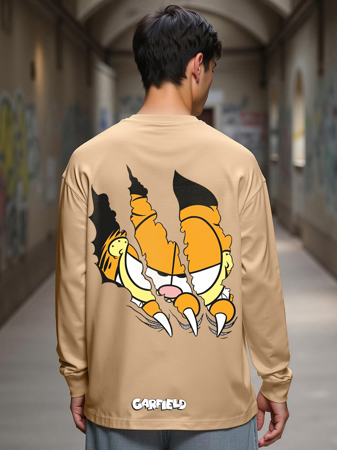 

Bewakoof Garfield Printed Drop-Shoulder Sleeves Oversized Pure Cotton T-shirt, Brown